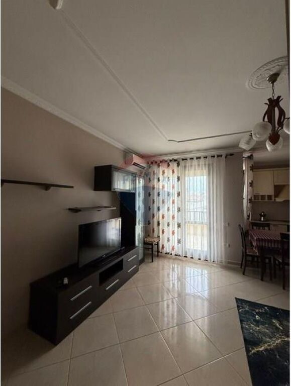 Jepet me qira apartament 2+1+2 te Kopshti Botanik 🏡