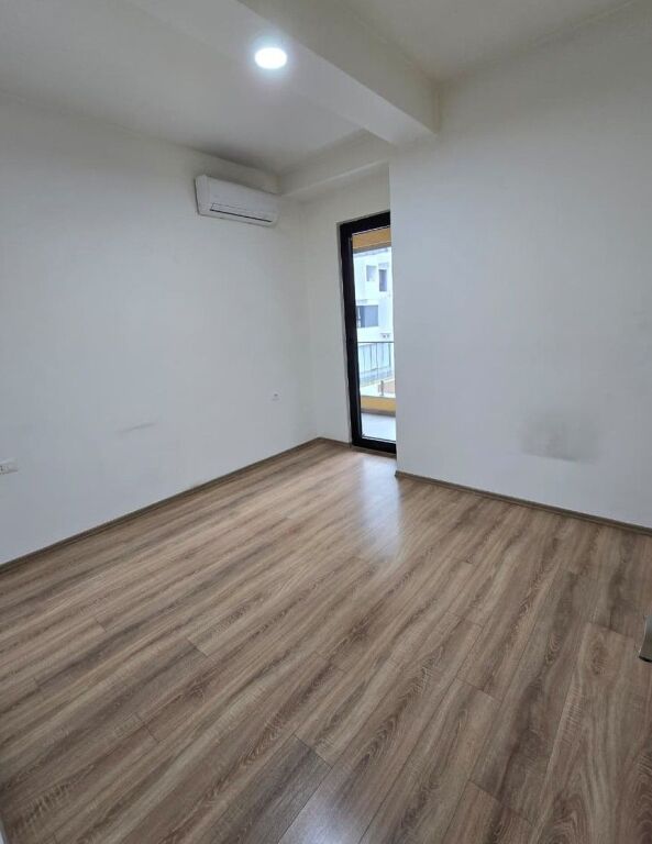 📣Jepet zyre me qira 2+1 te kompleksi Square 21!