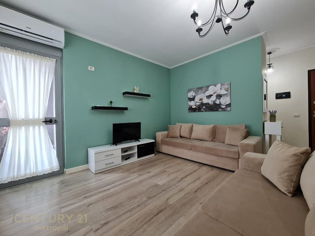 APPARTAMENTO IN AFFITTO 1+1, PALAZZI CABEJ-MISTO MAME! 400 € /Mese Sup. Totale 75m2