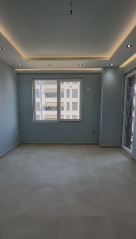 Apartament ne shitje 2+1+ballkon ne Kamez