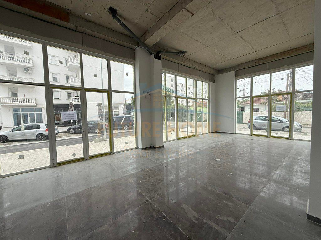 For sale, Business Premises, Kamëz