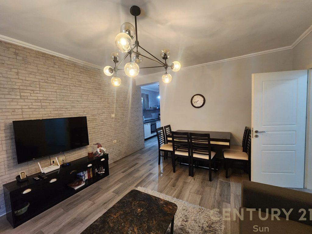 Apartament per qira 1+1 tek Vasil Shanto!