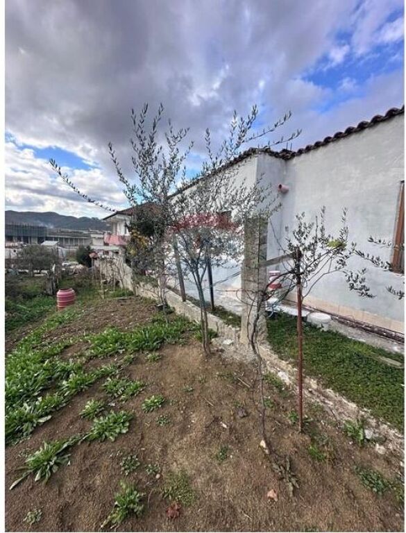Shtëpi private në shitje – Sauk i Ri, Tiranë