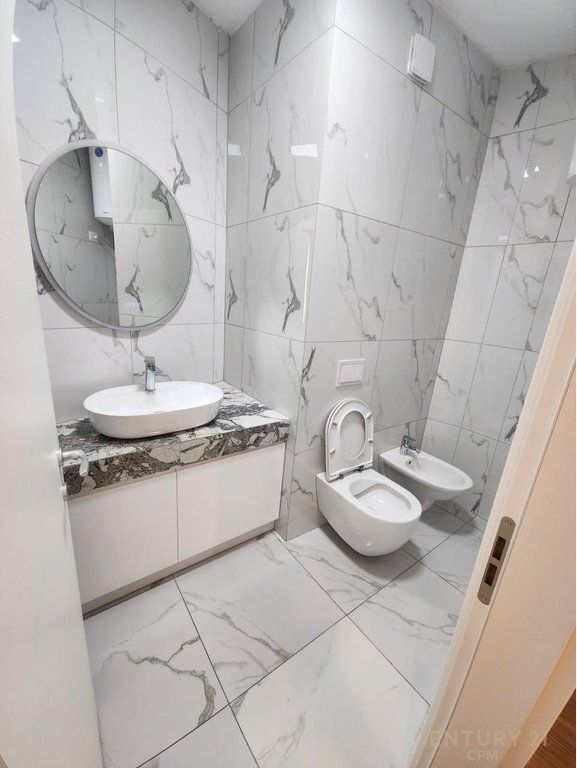 APARTAMENT 2+1+2 PER QIRA TEK KOMPLEKSI GARDEN RESIDENCE KOPSHTI ZOOLOGJIK! 950 € /Muaj Sip. Totale  113m2