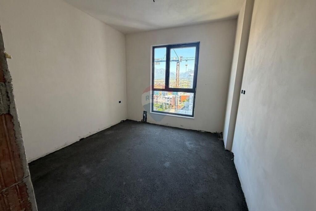 Shitet Apartament 3+1+ballkon ne Kamez