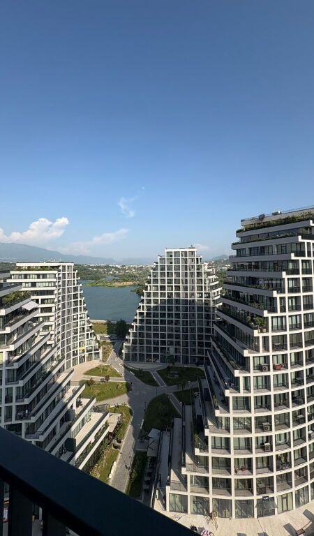 Lake View, Appartamento moderno 3+1+2 in affitto con vista lago! (+posto auto)
