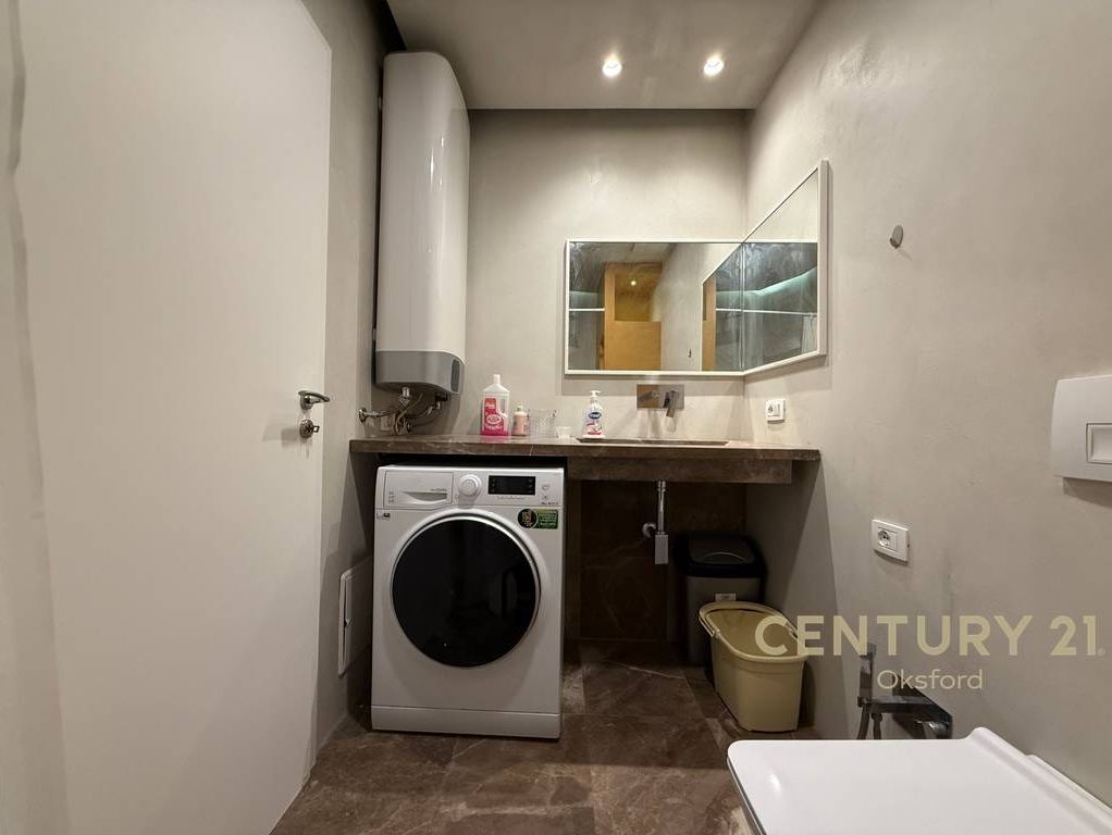 Japim me qira apartament 2+1+2 tek Kompleksi “Kontakt”!