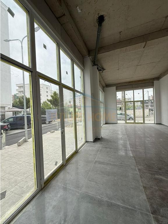 For sale, Business Premises, Kamëz