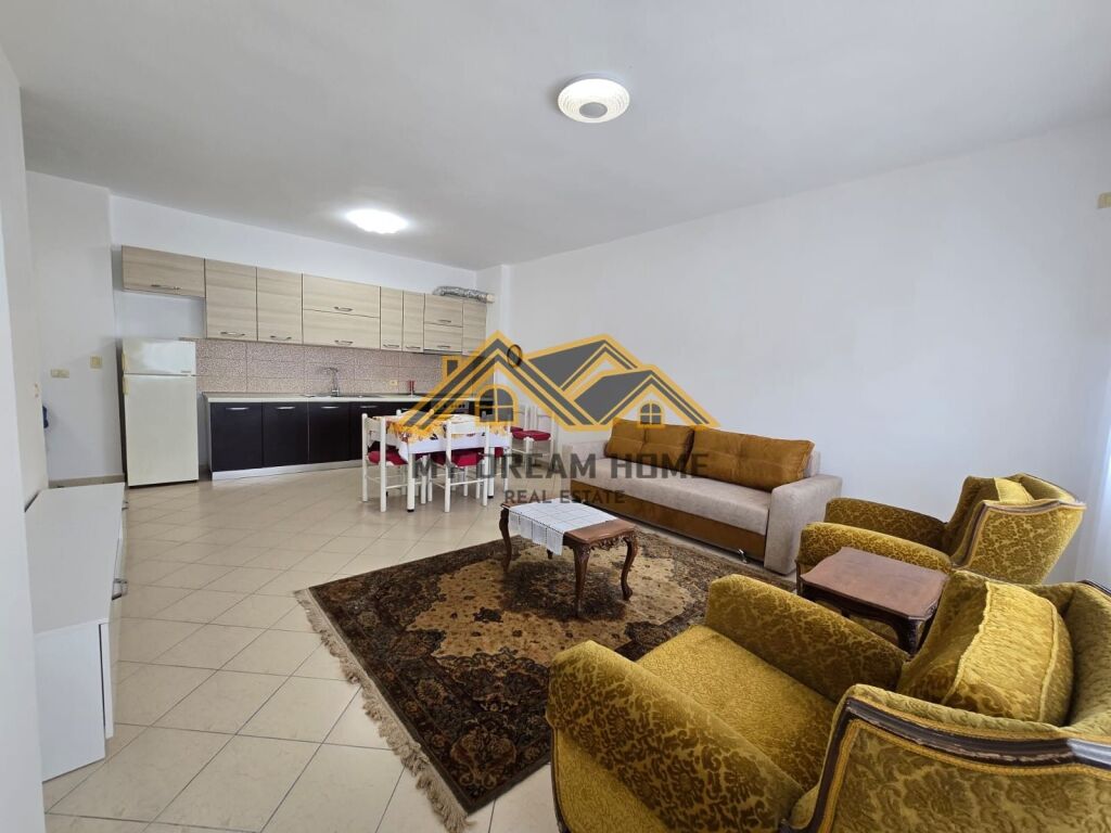 APARTMENT 2+1 FOR RENT NEAR THE INDUSTRIAL MARKET!