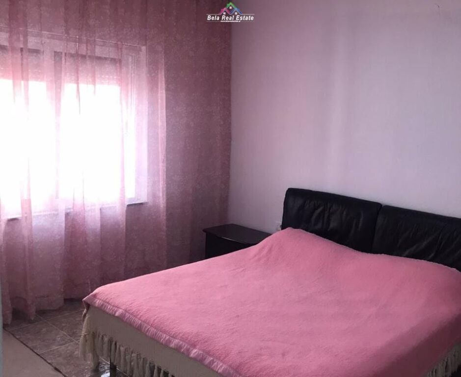 Apartament Me Qera 2+1 Tek Rruga e Dibres ( ID B221402 ) Tirane