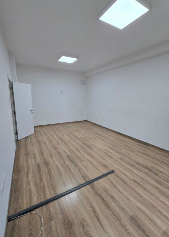 📣Jepet zyre me qira 2+1 te kompleksi Square 21!
