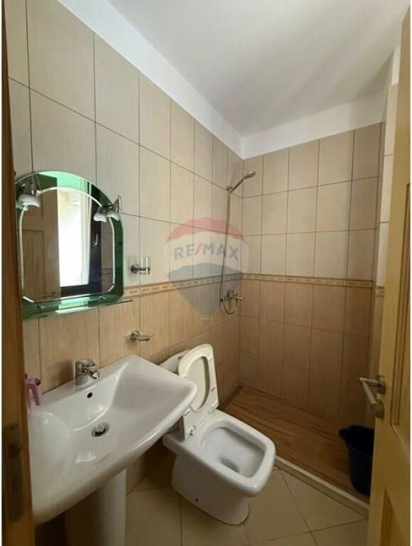Jepet me qira apartament 2+1+2 te Kopshti Botanik 🏡