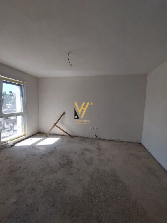 VENDESI APPARTAMENTO 2+1+2+BLK A XHAMLLIK 222.000 EURO