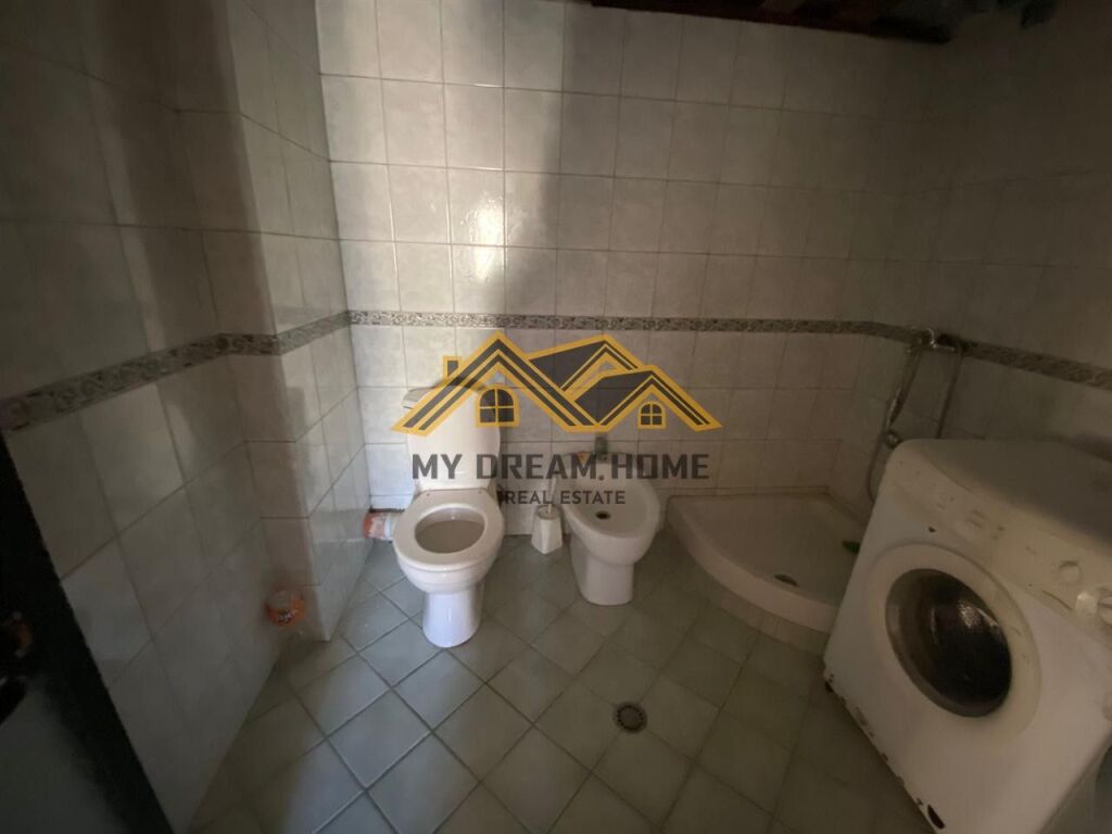 SHITET APARTAMENT 3+1+2 PAMJE DETI, RROTA KUQE PLAZH