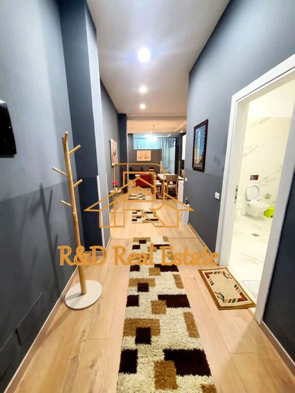 🏡 JEPET ME QERA: Apartament në zonën e Liqenit të Thatë – Rruga “Peti”