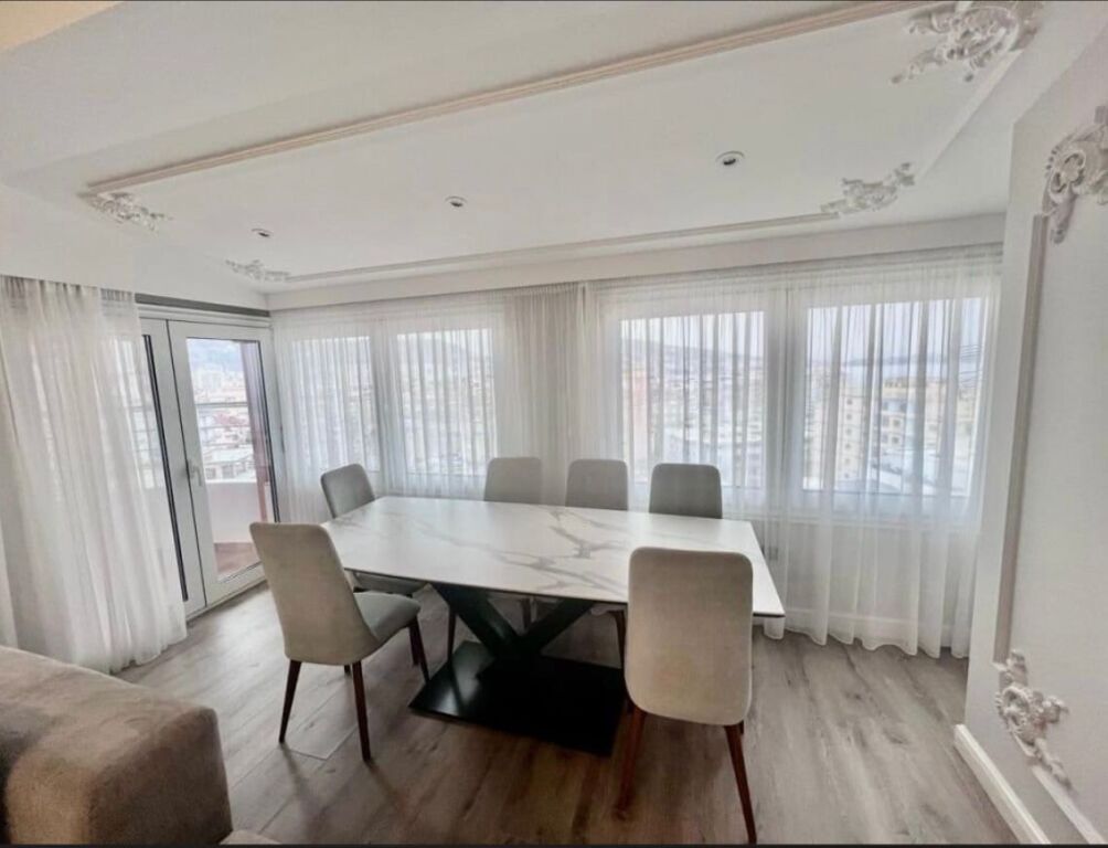 🌊 Apartament Premium 2+1+2 + ballkon me PAMJE PANORAMIKE DETI – Sarandë!🌊