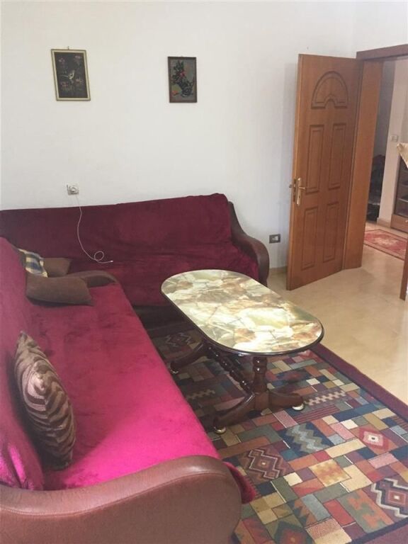 Nel Centro a Babrru Casa Arredata in Affitto