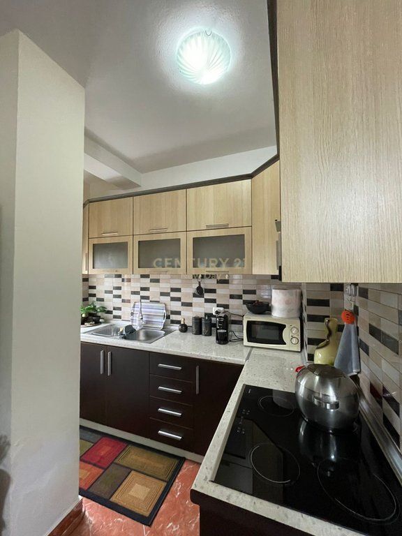 APARTAMENT ME QIRA 2+1 ME PAMJE DETI TEK VILA E ZOGUT!