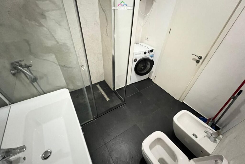 Appartamento In Affitto 1+1 Vicino a Vasil Shanto (ID B2101674) Tirana