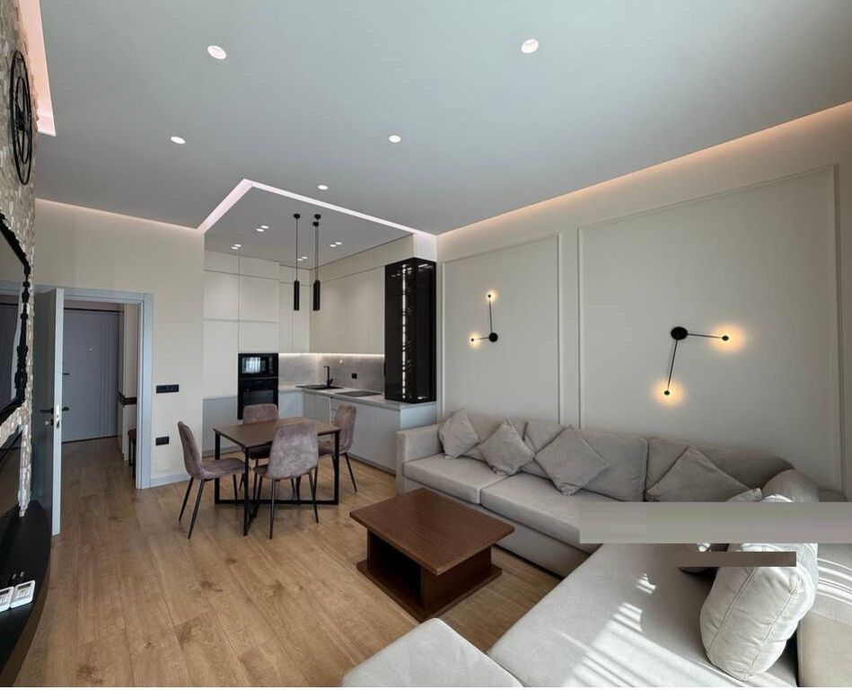 Affittiamo appartamento 1+1 a Square 21, in Via Kavaja! 900 € /Mese
