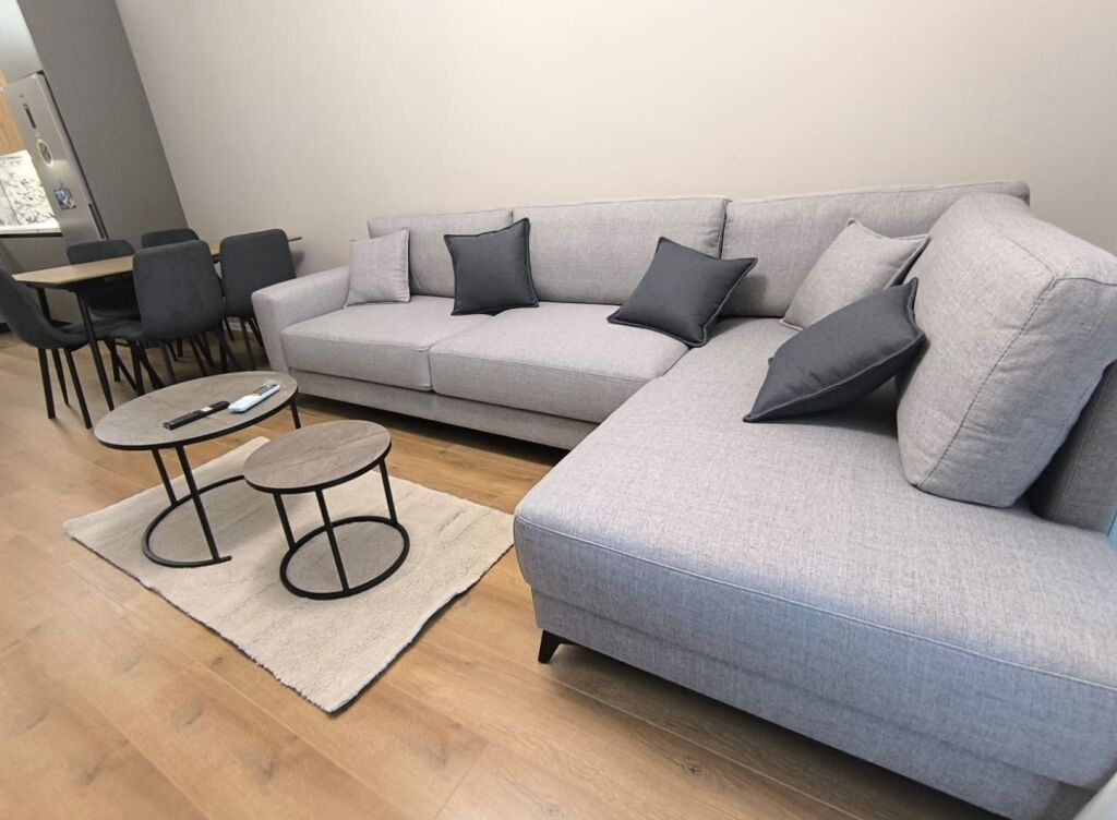 🏡 Jepet me qira apartament 1+1 te Kompleksi Aura, rruga Dritan Hoxha📍