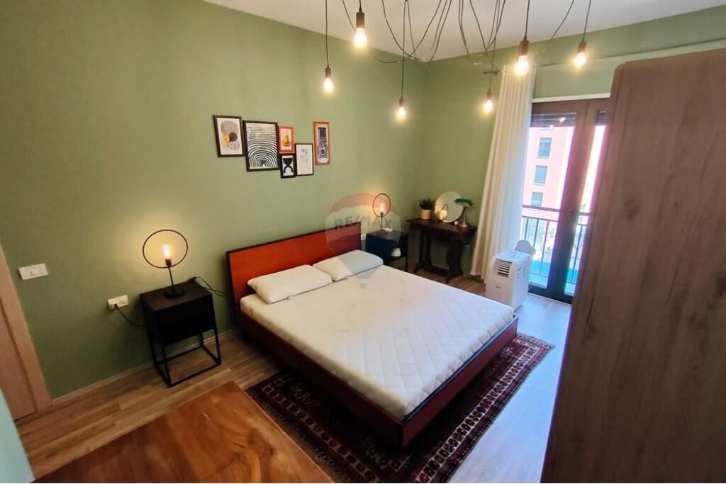 Appartamento 2+1+2 nel complesso Green City, Tirana
