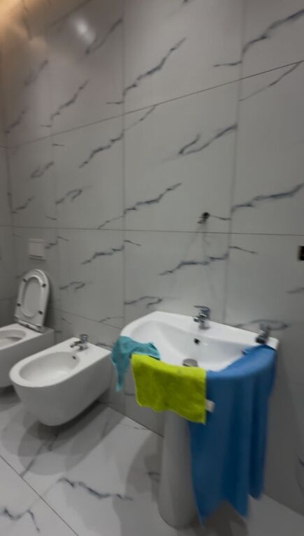 Apartament ne shitje 2+1+ballkon ne Kamez