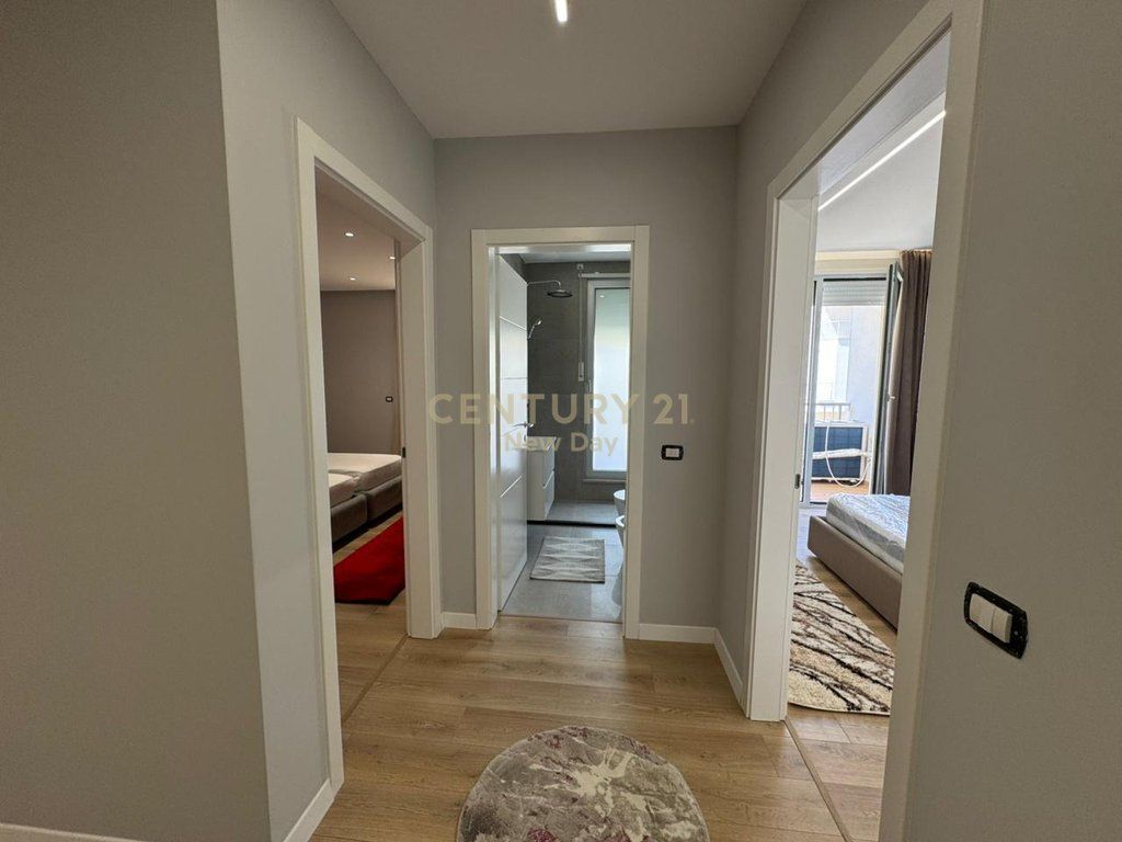 For Rent Apartment 2+1+2T Plus Parking Space in Dyrrakium Residence 1200€ | 100 m²