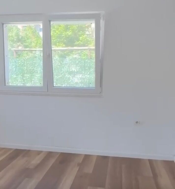 Apartament 1+1+ oborr tek Irfan Tomini!