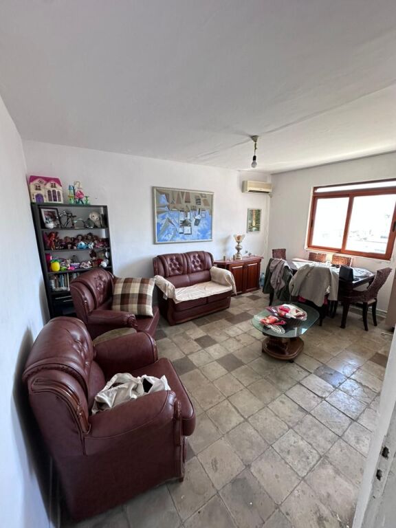 SHITET APARTAMENT 2+1 PRANE VALA PARK, DURRES