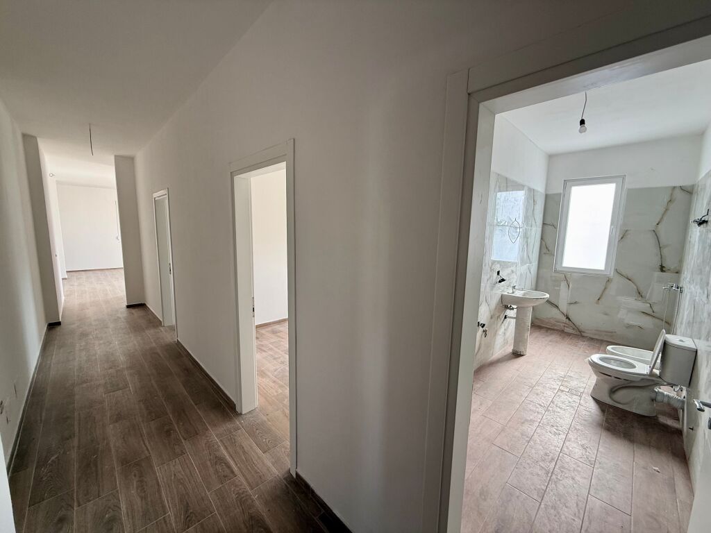 📣 VENDESI Appartamento 2+1 📍 Vicino alla Sottostazione Elettrica 🛣️ Via "Siri Kodra" ✨