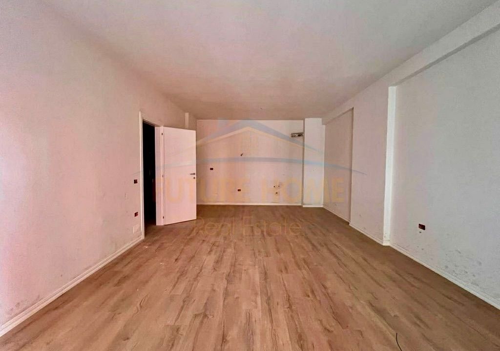 Apartment 1+1 for sale, Yzberisht