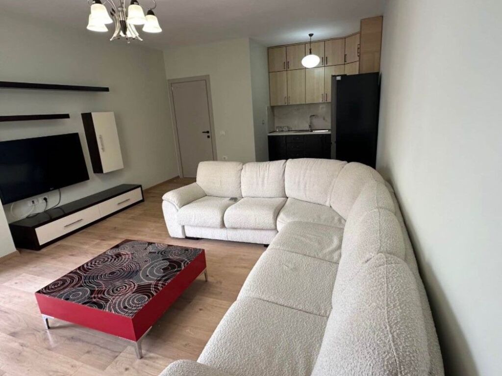 Affittasi appartamento 2+1+2 ad Astir, vicino all'Hotel Granda