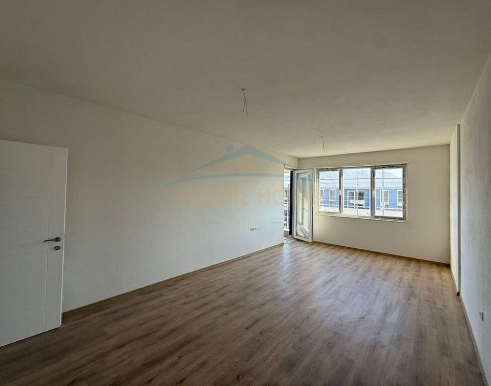 In vendita, Appartamento 2+1, Univers City, Tirana