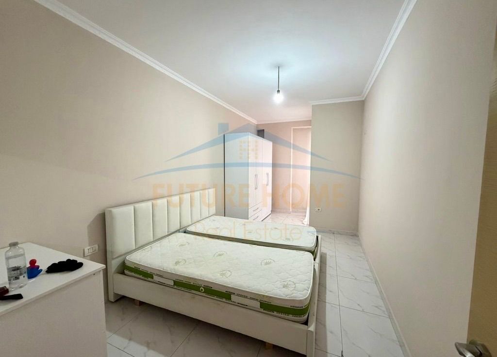 Shitet, Apartament 2+1, Unaza e Re, Tiranë