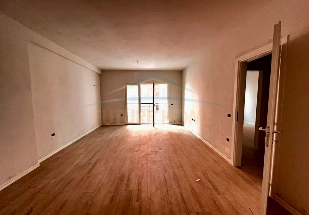 Apartment 1+1 for sale, Yzberisht