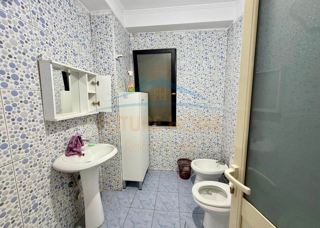 Shitet, Apartament 2+1, Unaza e Re, Tiranë