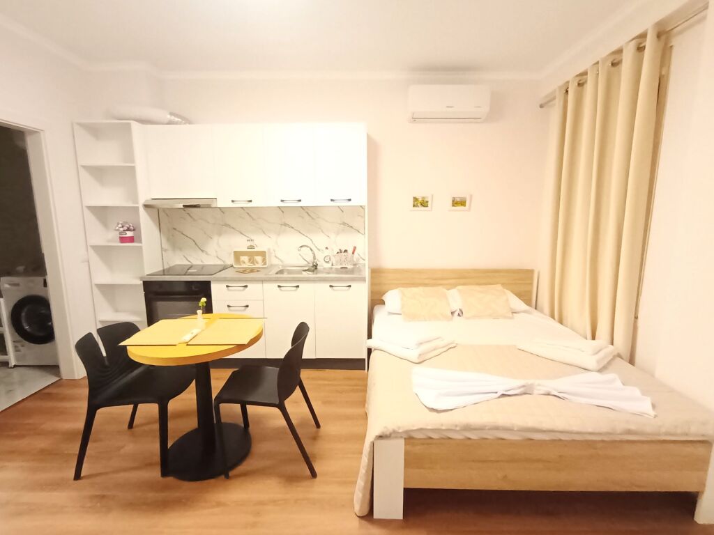 2 Airbnb studios for rent on Durrës street are given