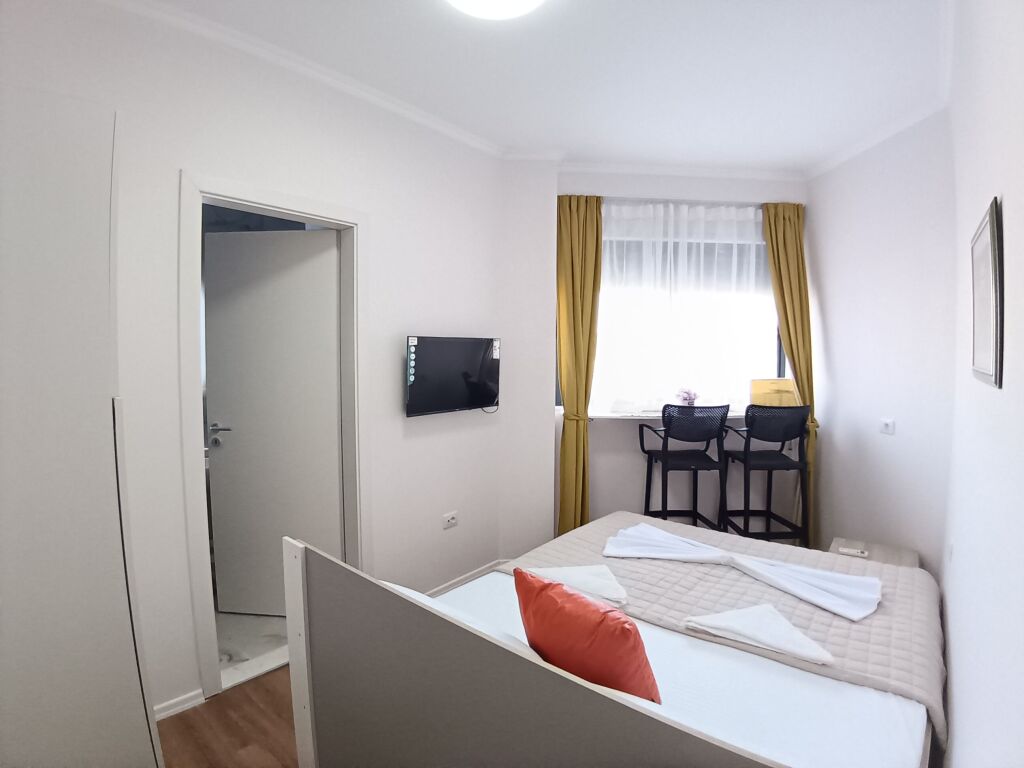 2 Airbnb studios for rent on Durrës street are given