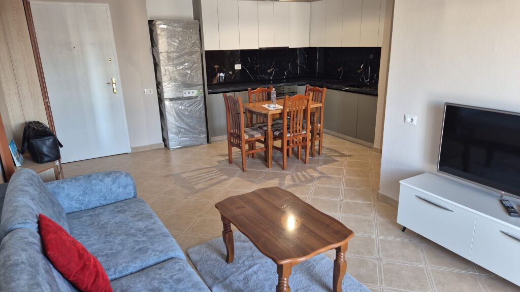 Apartament 1+1 me qera prane Concord Center