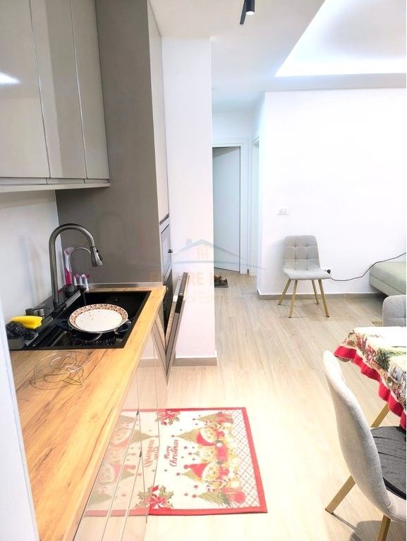 Shitet, Apartament 2+1, Brryli