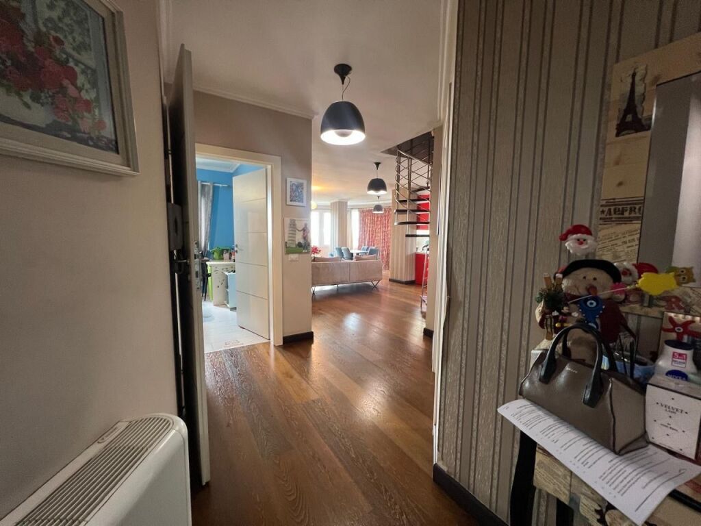 Appartamento 2+1 in vendita, Palazzo con Freccia