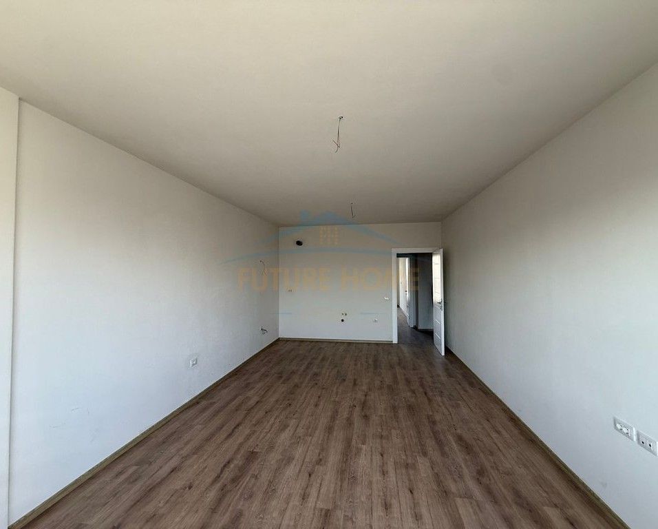 In vendita, Appartamento 2+1, Univers City, Tirana