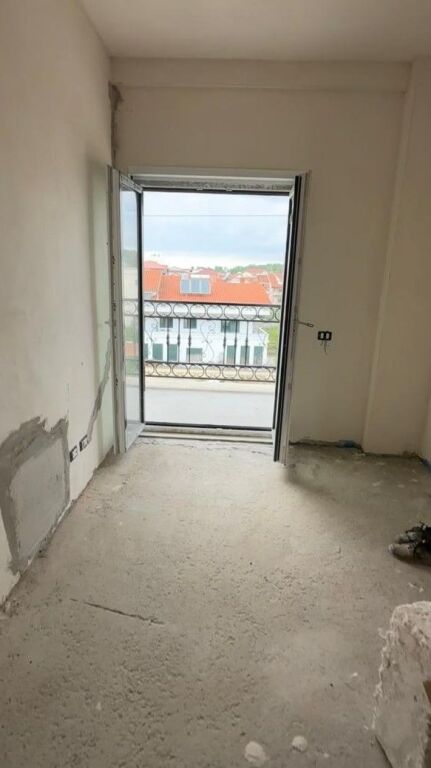 APPARTAMENTO 1+1 IN VENDITA – TIRANA PORTA E RE
