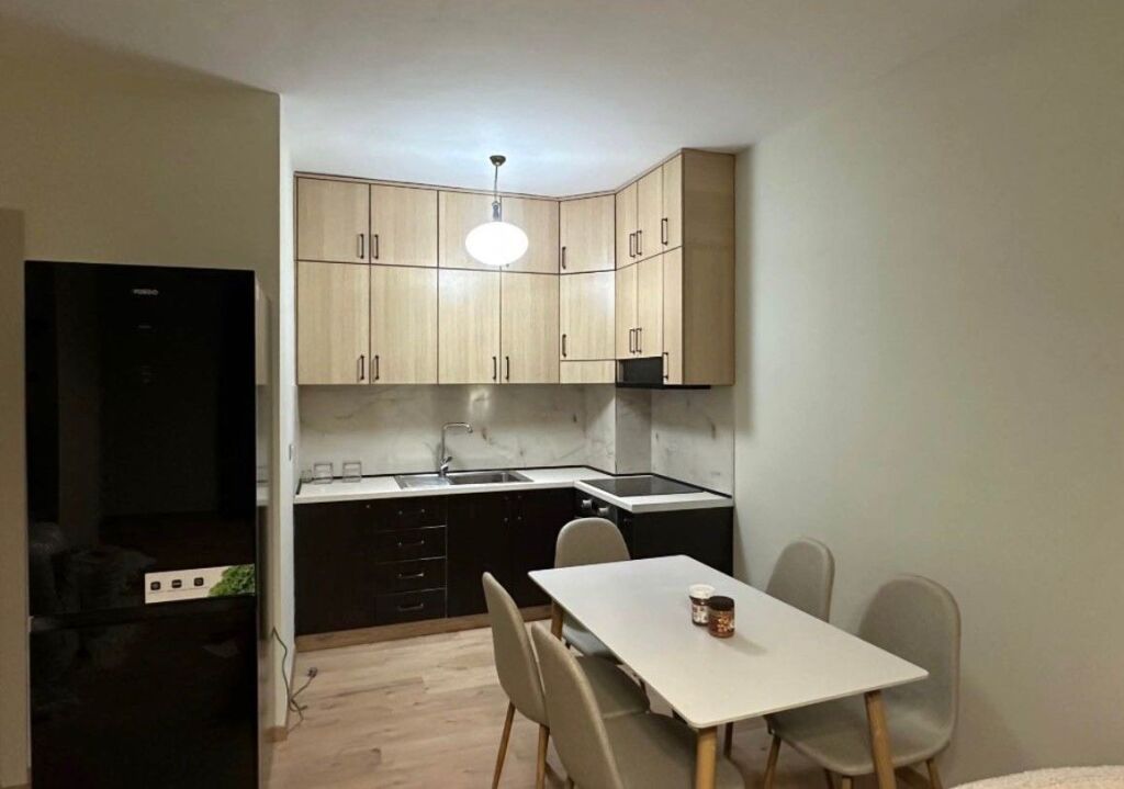 Affittasi appartamento 2+1+2 ad Astir, vicino all'Hotel Granda