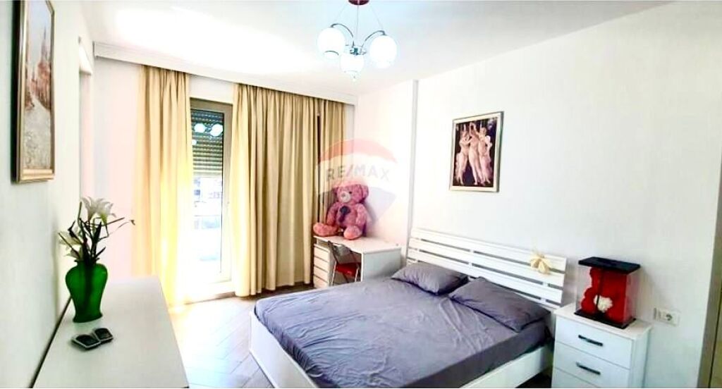 Apartment for rent 1+1, Zogu i zi
