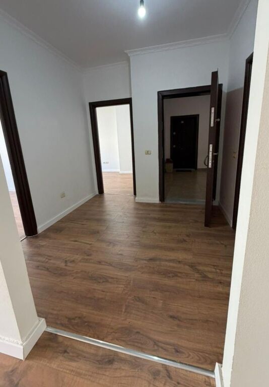 🏠 Shitet Apartament 2+1 në Astir (Kompleksi Fratari)