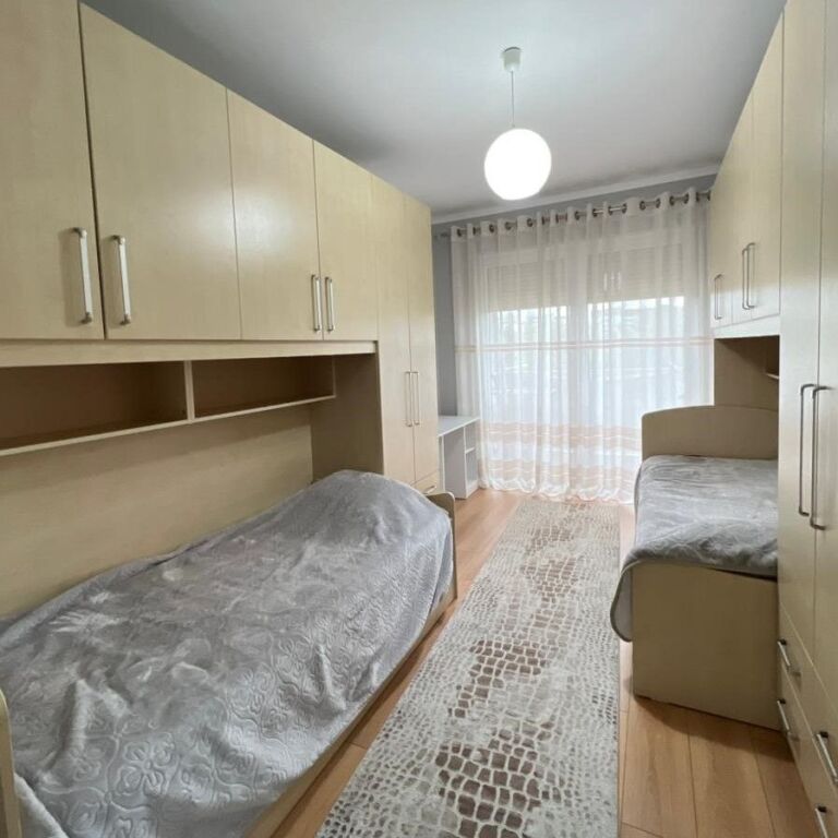 🏡 Appartamento 2+1 + Parcheggio in Affitto – Giardino Botanico 🌿✨