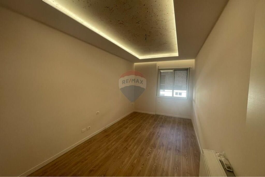 Apartament 2+1 për qira tek Univers City!
