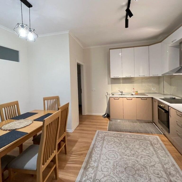 🏡 Appartamento 2+1 + Parcheggio in Affitto – Giardino Botanico 🌿✨